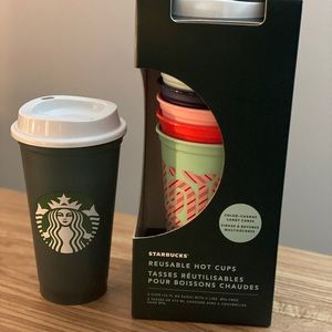 Starbucks holiday reusable cup set